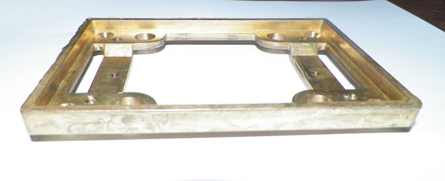 STEEL CITY BRASS CARPET PLATE FLOOR BOX TILE PLATE 1G P64