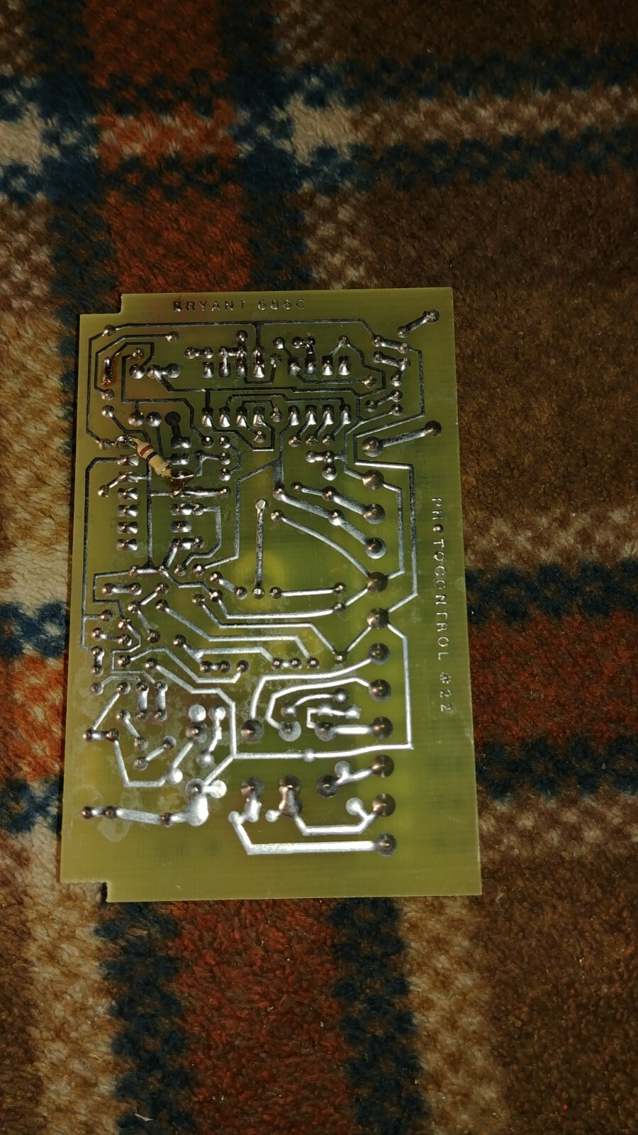 USED BRYANT PHOTO CONTROL BOARD 686C