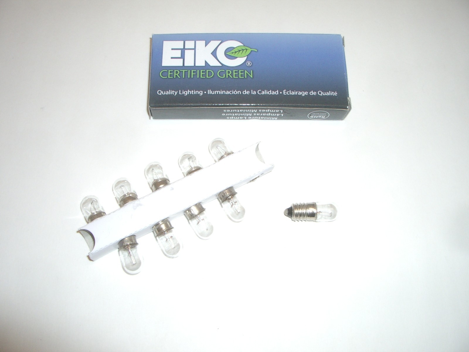 EIKO (or CEC) 1487 INDICATOR INCANDESCENT LAMP 14VDC BULB T3.25 SCREW BASE 10PCS