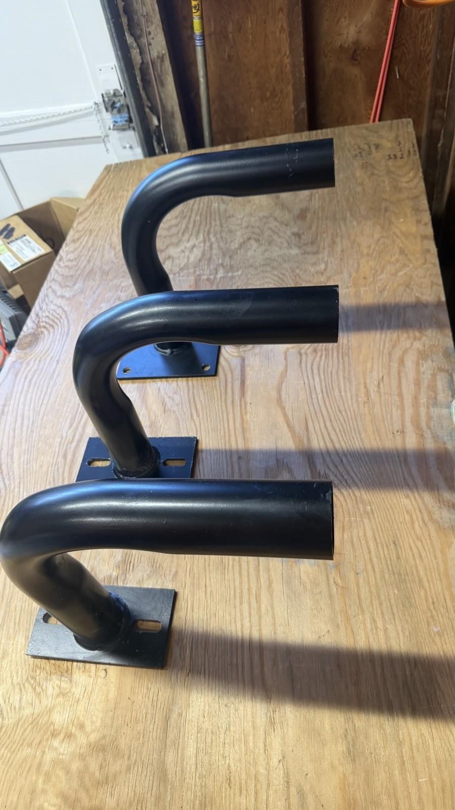 Right Angle Arm STEEL (FSPB) RIGHT ANGLE – Black Powder coated . Mounting Arm(s)