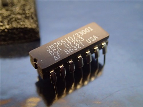 1 LOT ( 2 PCS) JM38510/33001 BCA INTEGRATED CIRCUIT NEW OLD STOCK NOS UNUSED