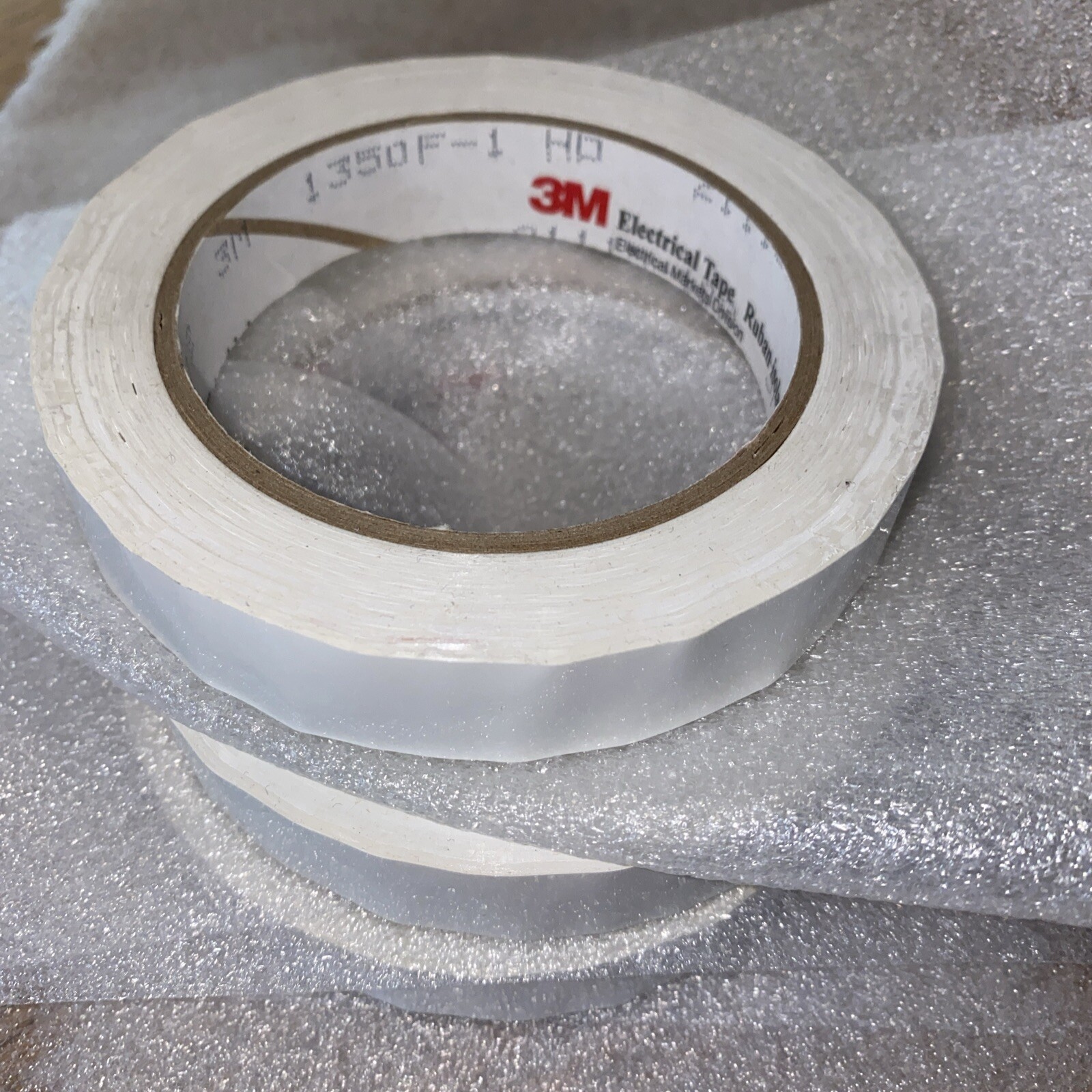 3M 1350F-1 WHITE Electrical Tape, 3/4″x 72yds, Flame Retardant THREE ROLLS