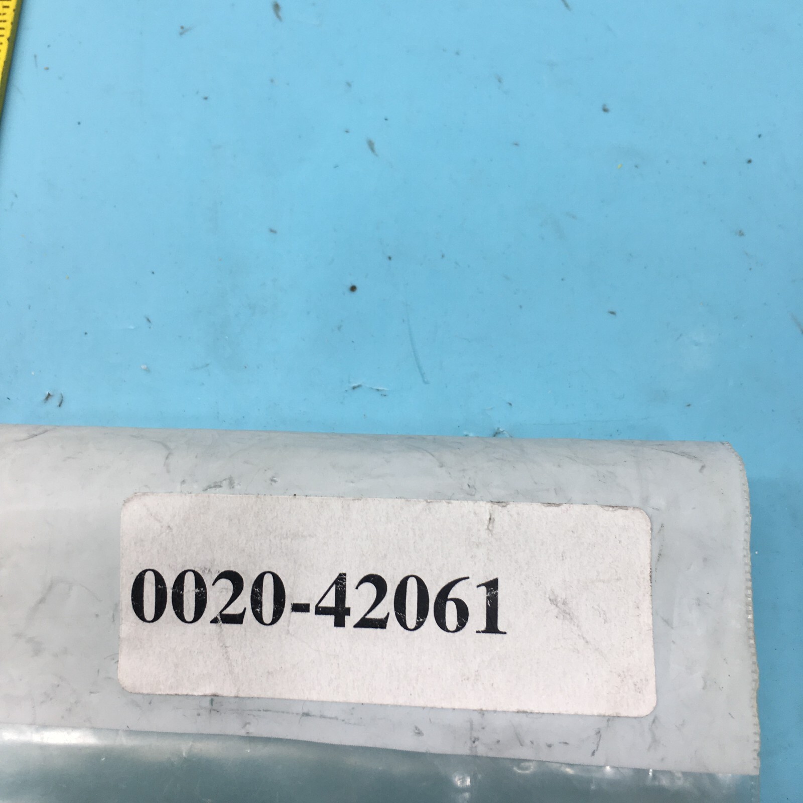 AMAT 0020-42061 BLOCK,BRACE,GAS LINE,WXZ, 167118
