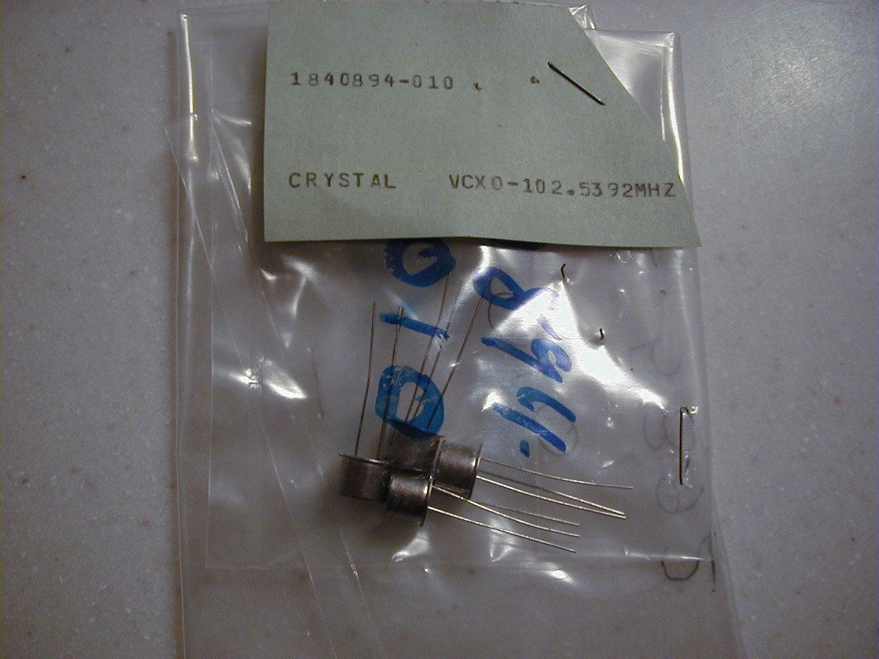 TO-5 Crystals for MW Phase Locked “Brick” Oscillators, 10 pcs, I choose
