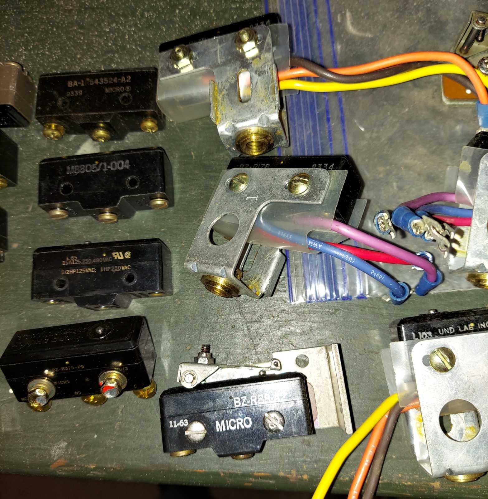 Micro Switch Lot , electrical switches . Various Configuration Lot . See Photos