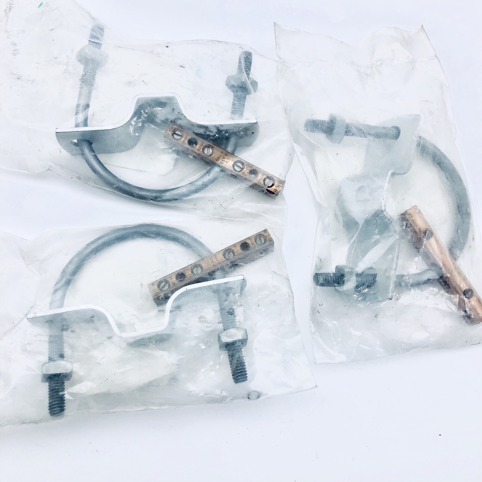LOT OF 3 T&B BLACKBURN IBT3C INTERSYSTEM BONDING TERMINATION W/ U-BOLT G CLAMP
