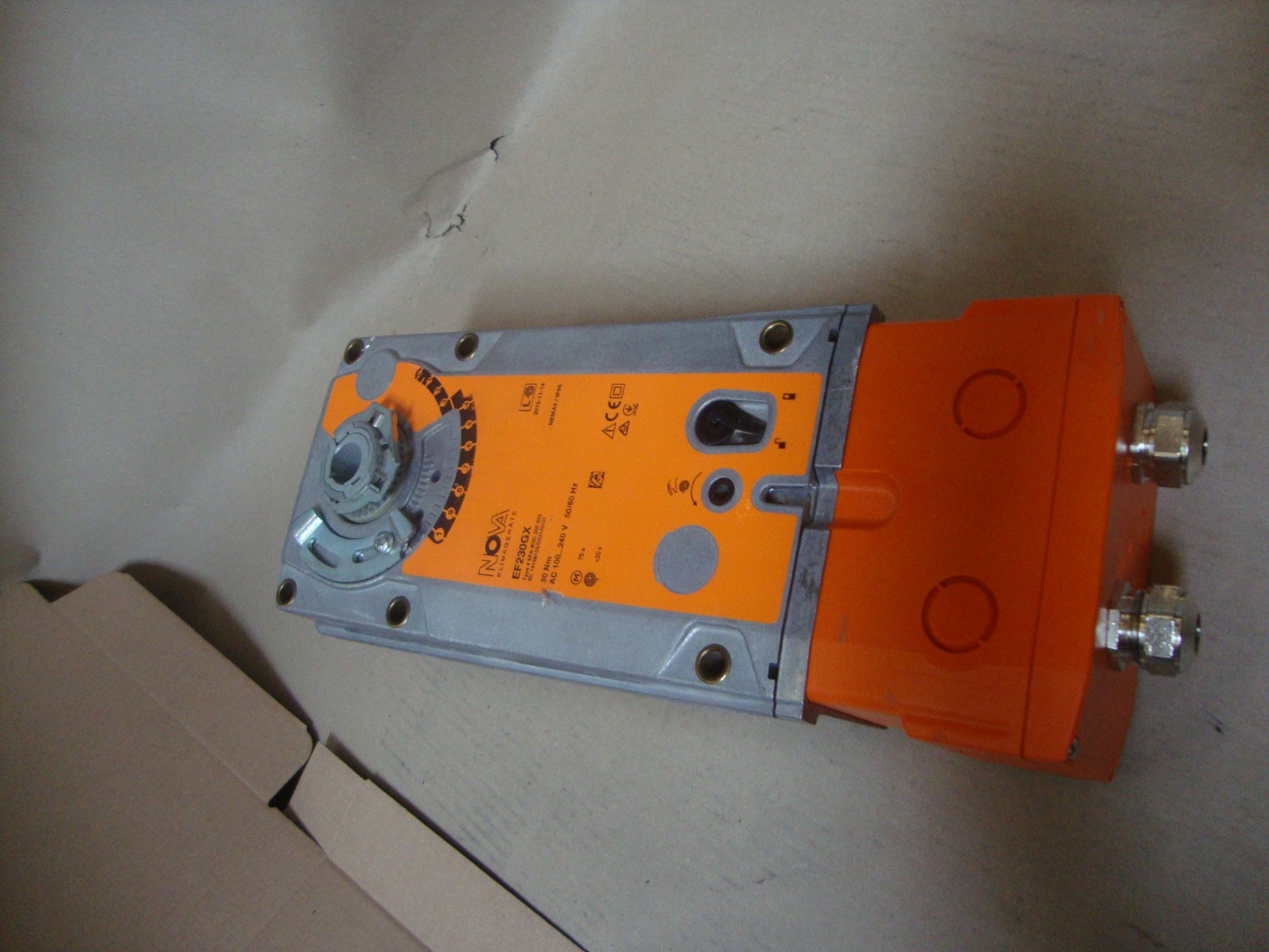 NOVA air conditioning units rotary actuator (EF230GX) type: (EFA-K0C200003) 30Nm, 100…240VAC