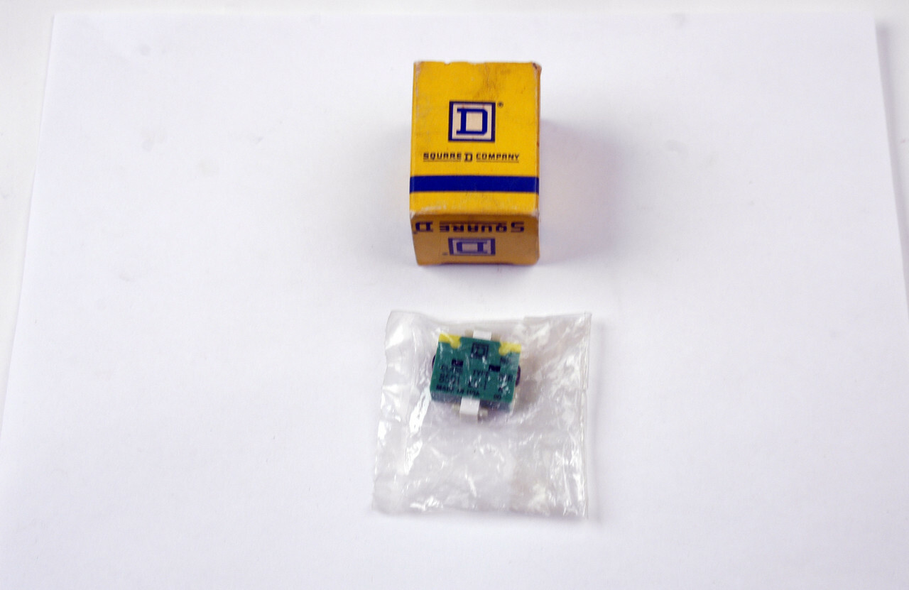 THIS IS A NEW OLD STOCK, LC -1 contact block – CLASS 8501 (A-4-10-5-2)