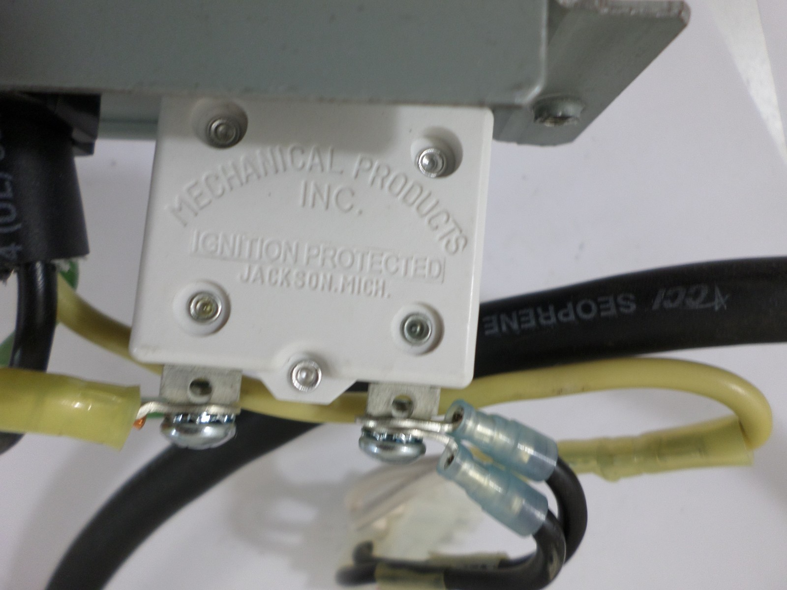 Used P241-3-MSHA Seoprene W/ Mechanical Products 1600-288-300 Breaker 30 AMP