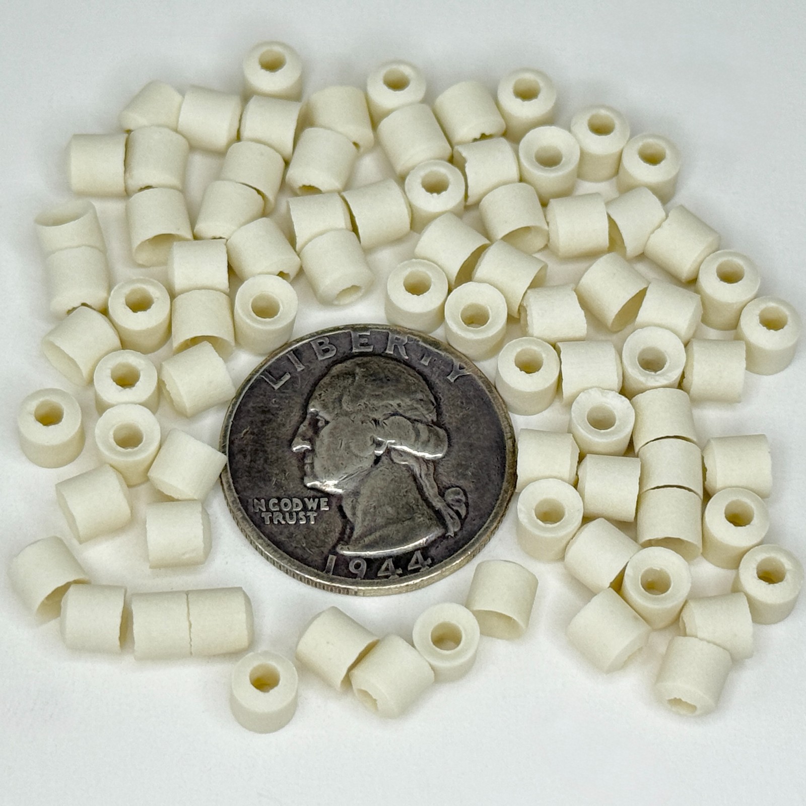 Lot of (75) Ceramic Insulator Beads High Temp Wire Insulation 3/16″ (4.76 mm) OD