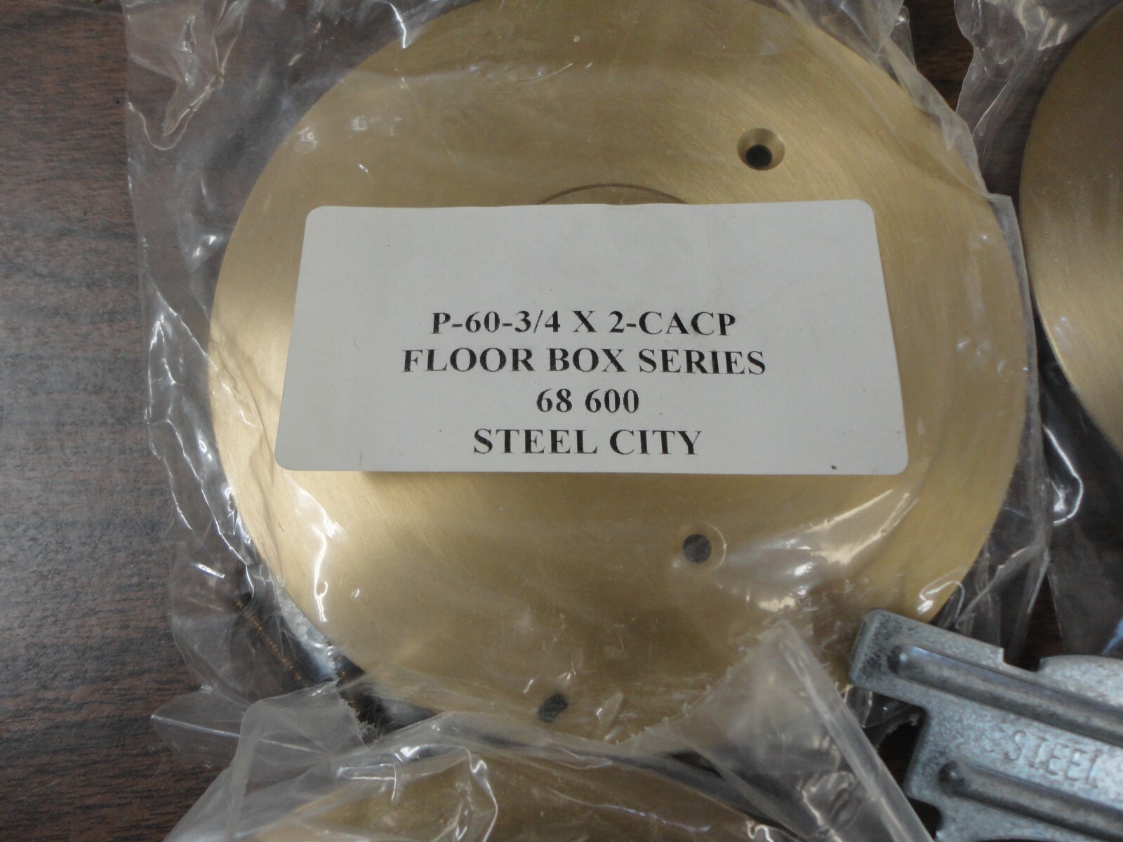“NEW” “Box of Four” Steel City P 60 3/4 2 CACP Brass Carpet Plates