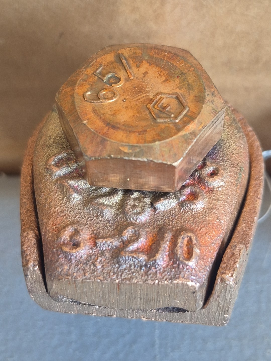 Burndy GZ26-58, 3 to 2/0 AWG Str, 5/8 Stud, Mechanical Grounding Connector, 1 pc