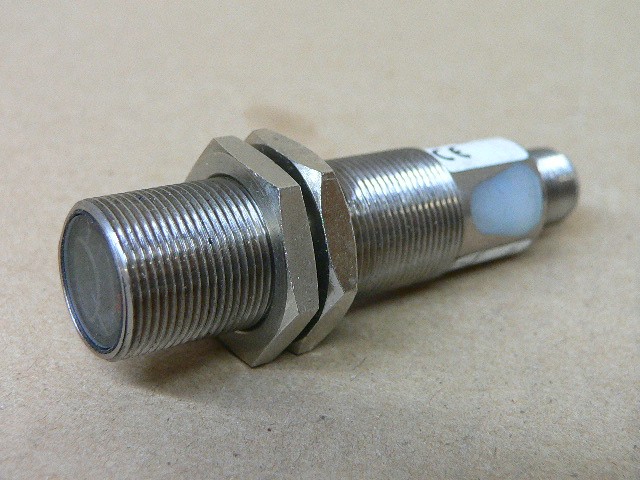Balluff 217187 Bos 18M-Ps-Id23-S4 Photoelectric Sensor 10-50Vdc