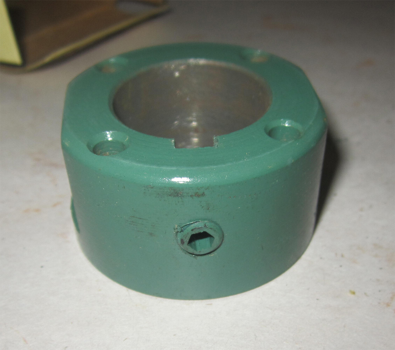Woods Size 5, 1-1/8″ Bore Spacer Hub, Model 5SC-H x 1-1/8, New