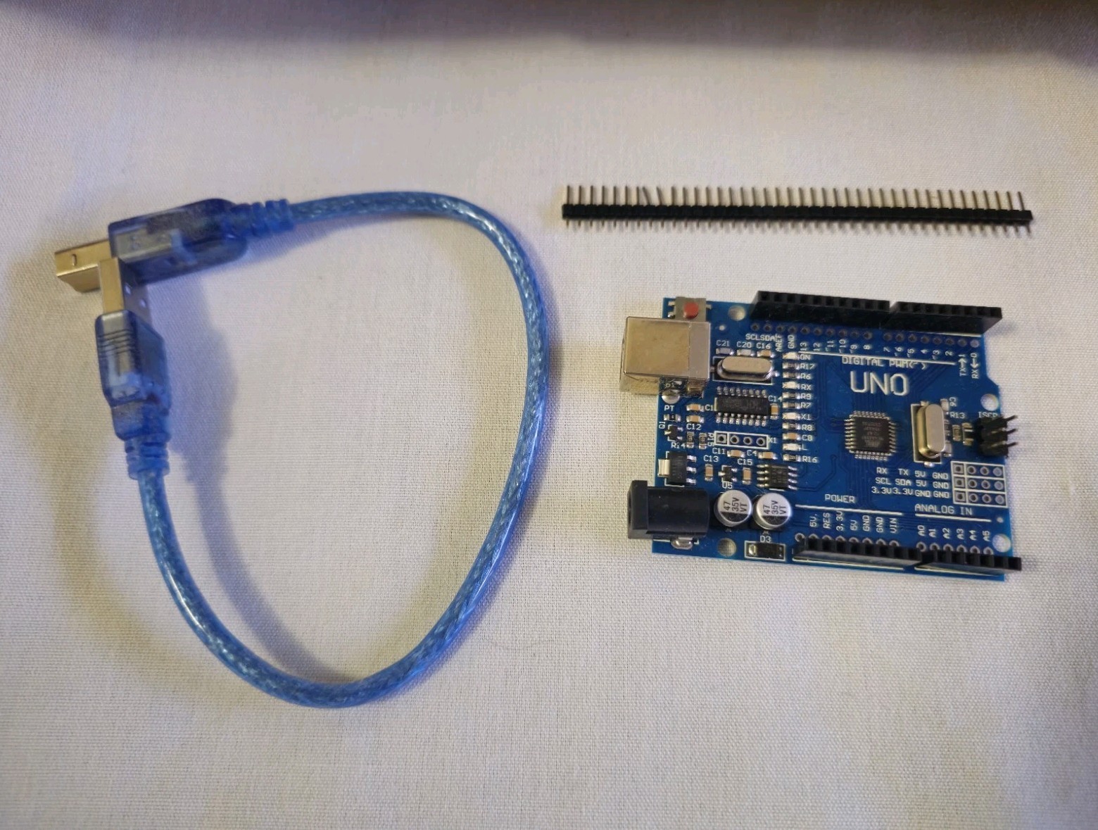 (3) UNO-R3 with Cable X003YF300V