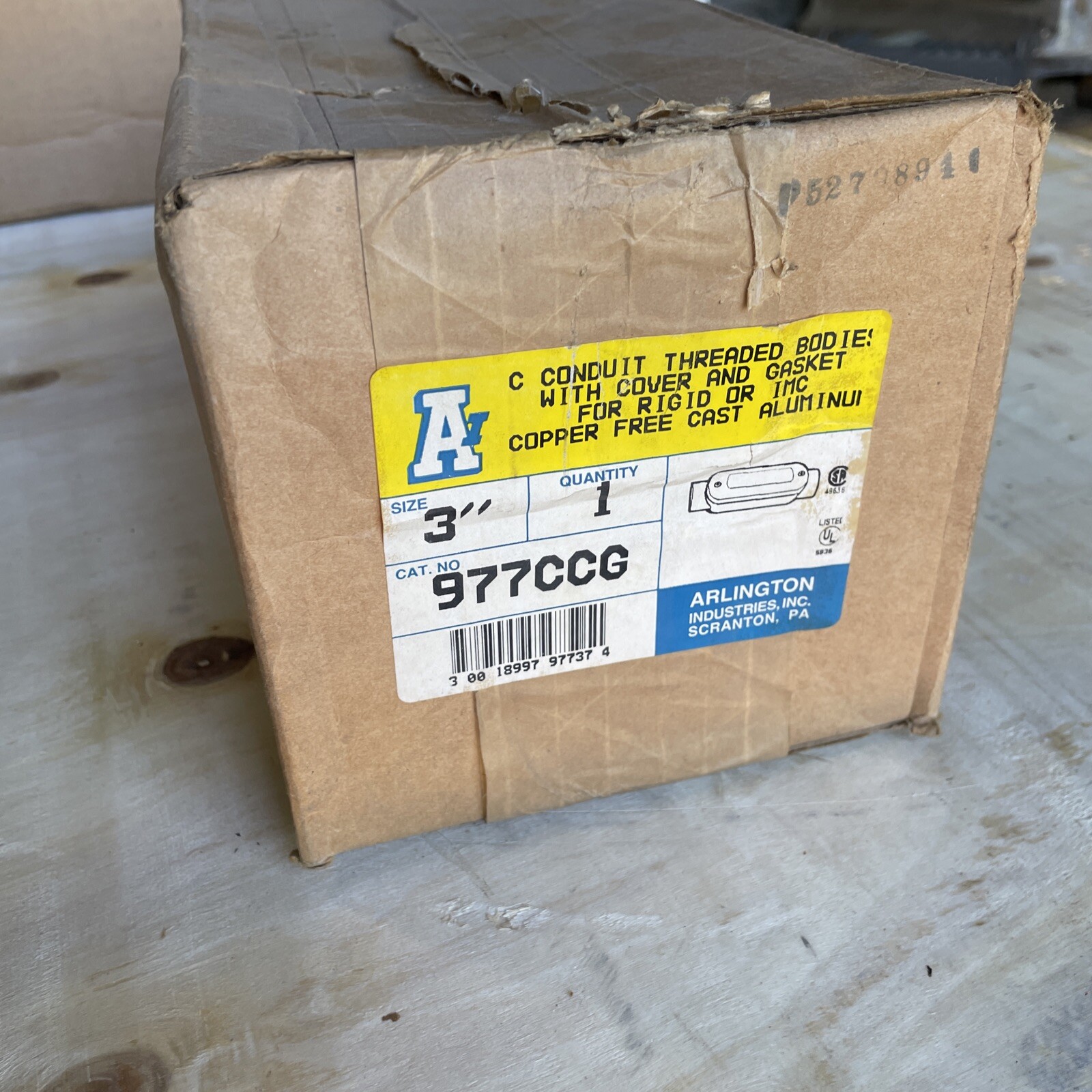 Arlington Industries 3″ Conduit # 977CCG ***FREE SHIPPING*** C Threaded Body