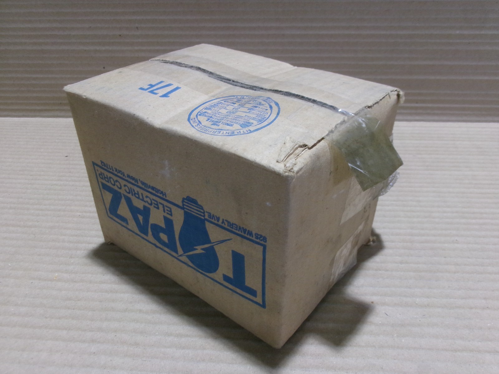 NEW Topaz LR3M *Box of 5* 1″ Type LR Rigid Conduit Body AK