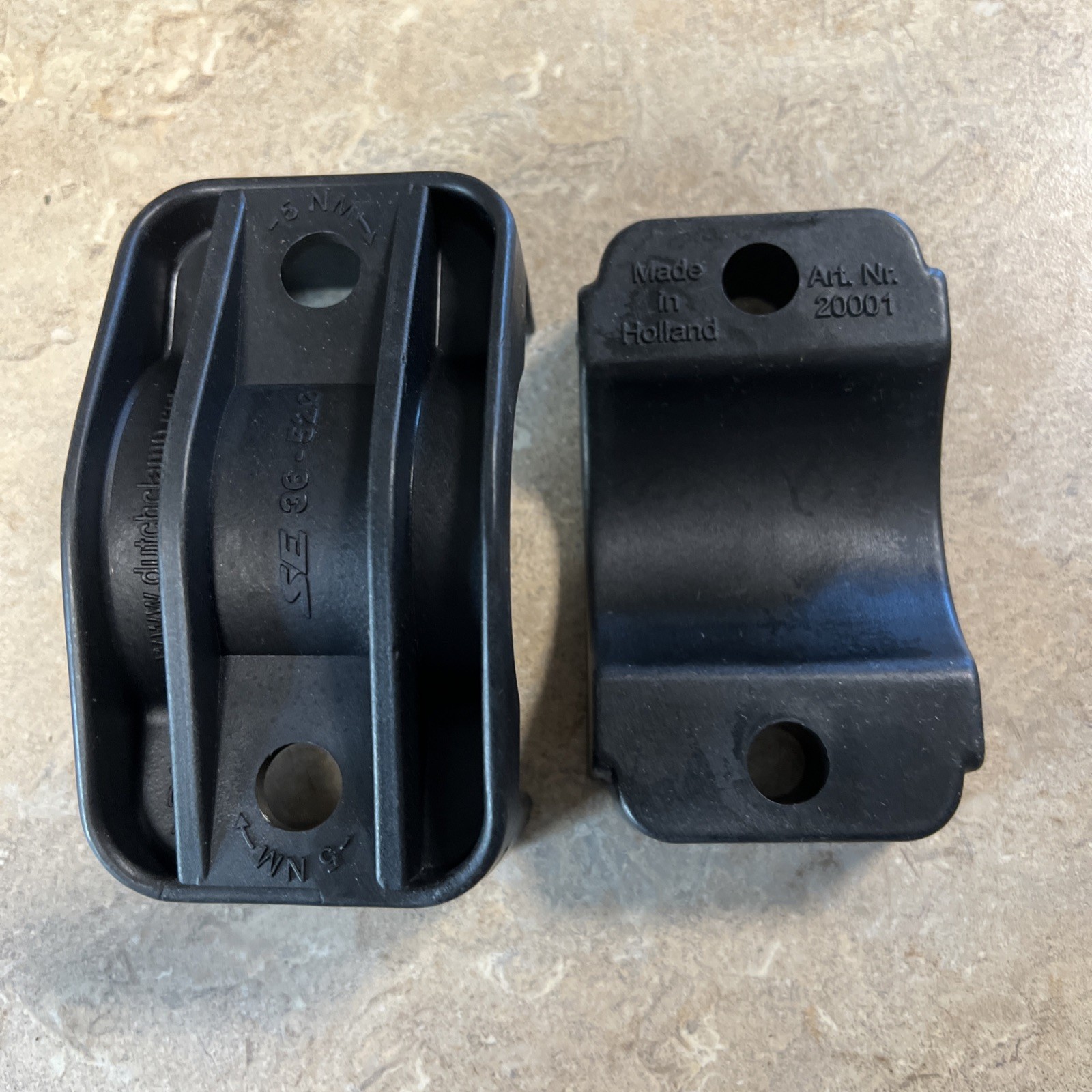 DUTCHCLAMP SE TYPE 35-52 Single Way Cable Cleats Dutch Clamp