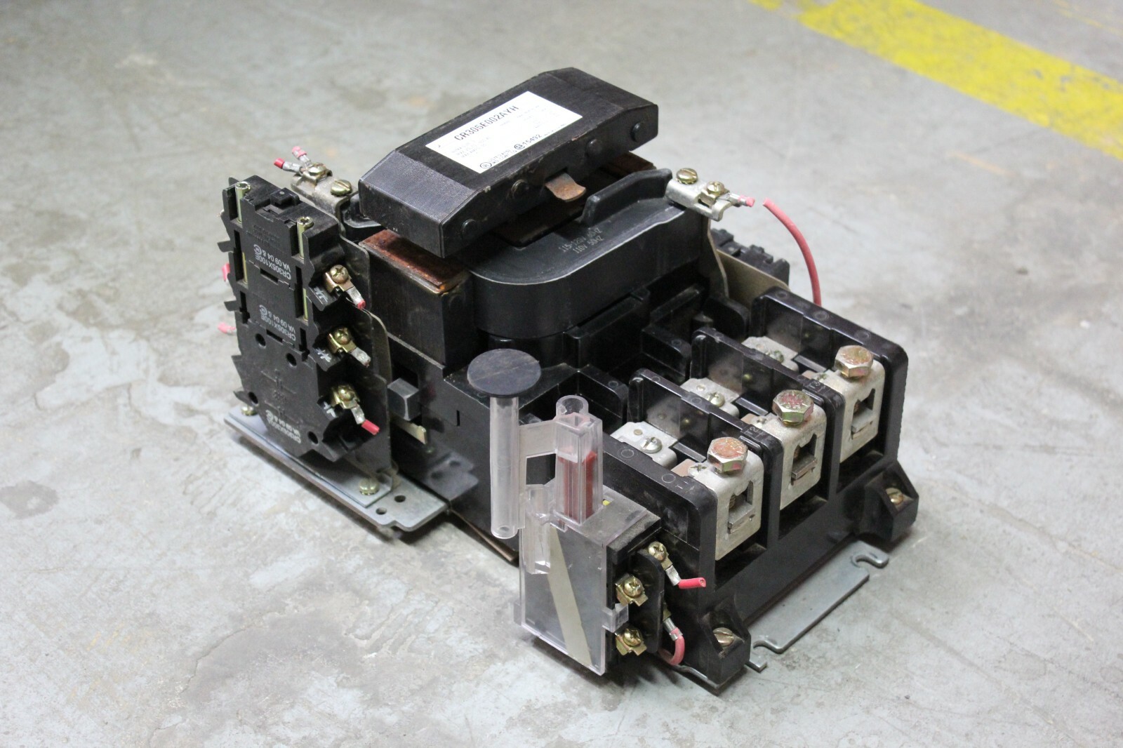 GE – GENERAL ELECTRIC – CR305E002AYH NEMA SIZE 3 90 AMP MOTOR STARTER