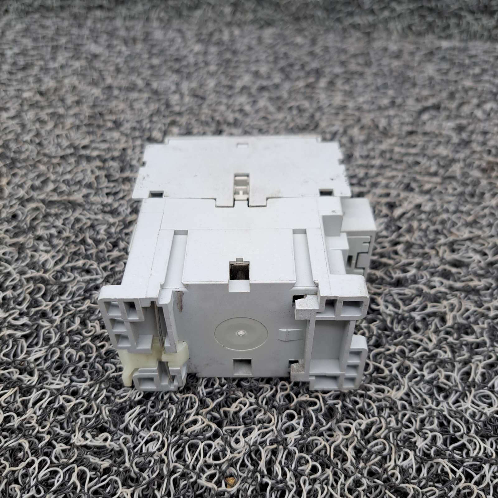 Allen-Bradley 100-C09*10 Series A Contactor (110-120V Coil)