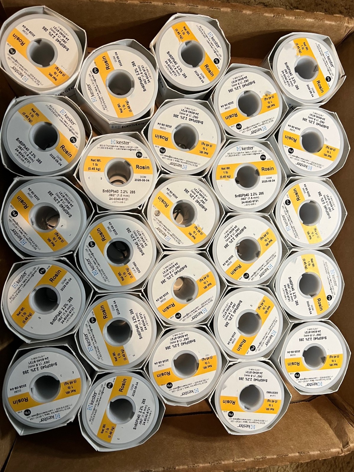 Kester 24-6040-9721, 0.062″ Solder Wire 60/40 SnPb RMA 285 Flux, 1lb Spool, USA