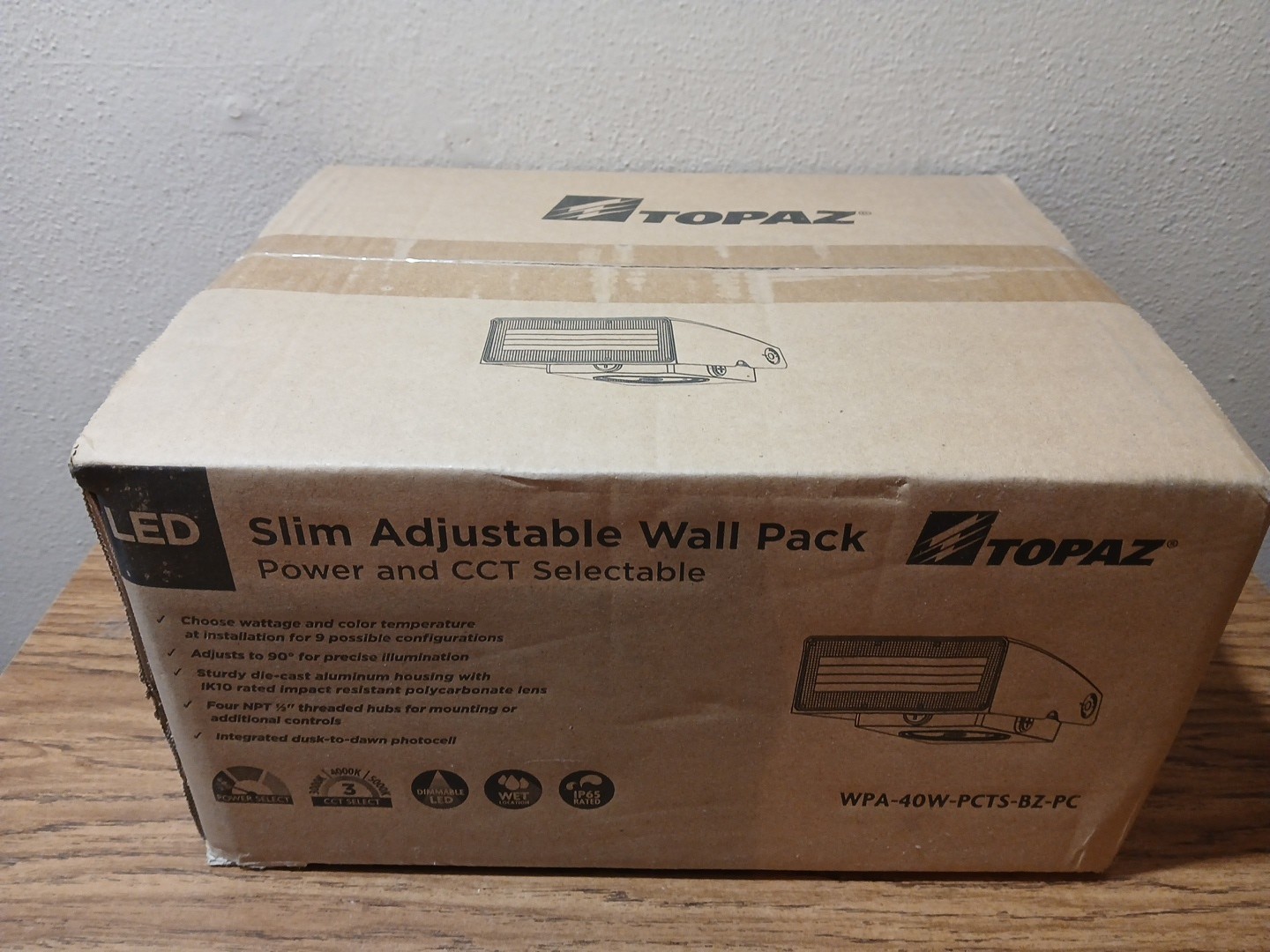 Topaz WPA-40W-PCTS-BZ-PC LED Slim Adjustable Wall Pack 40W Power & CCT Selectabl
