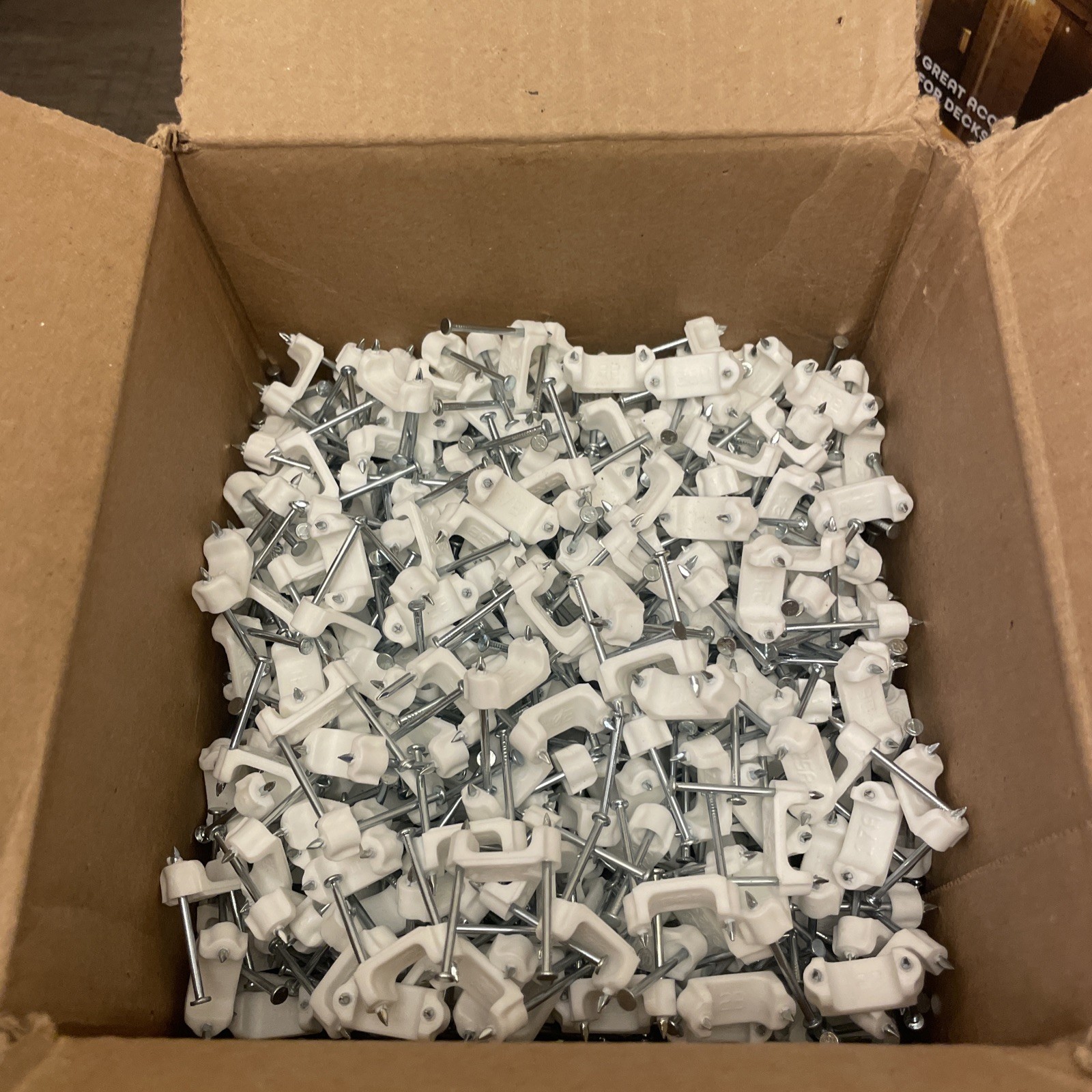1/2″ Plastic Stacking Staples for (2) 14/2 & 12/2 Gardner Bender