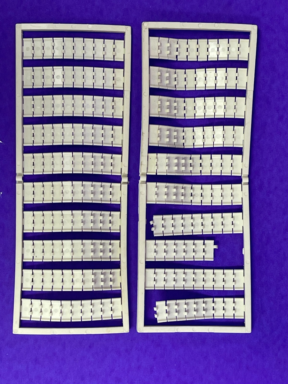 Wago WSR 209-666 Terminal Block Marker Numbers 1-50, Vertical Marking [Lot of 2]