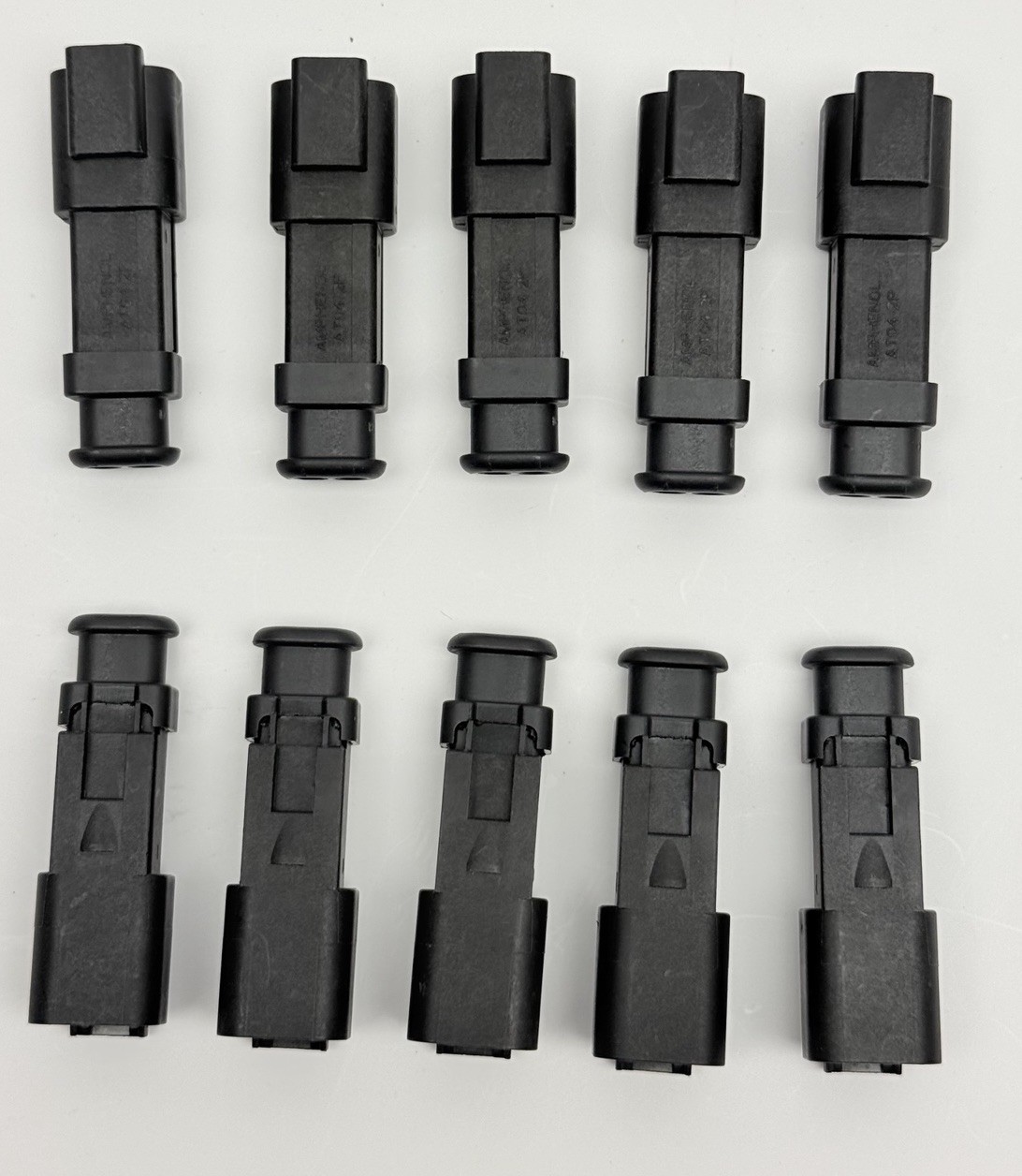LOT OF 10, AT04-2P-SR02BLK AMPHENOL RECEPT, 2-WAY, SR, RD SEAL, BLACK