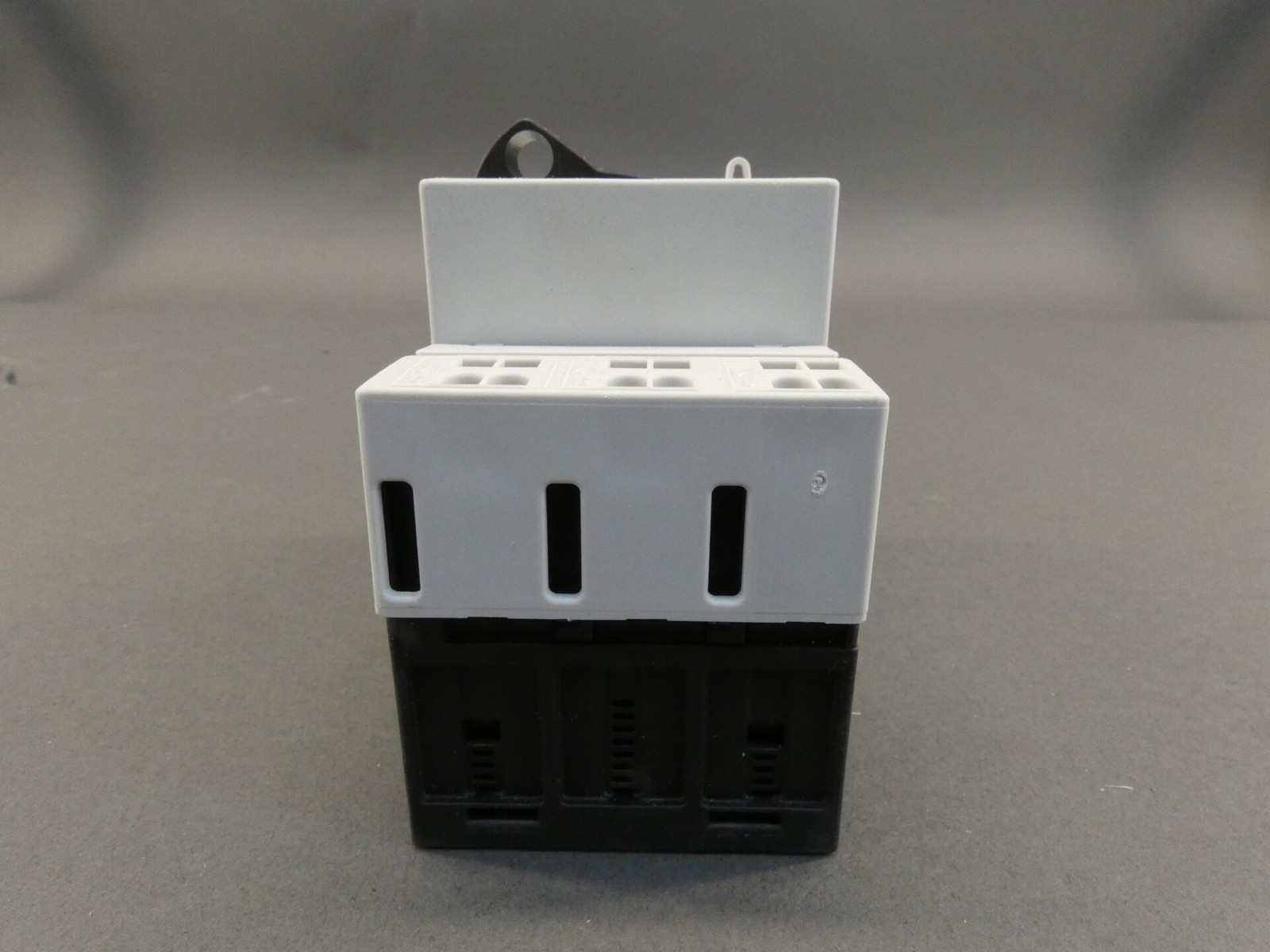 Siemens 3RV1011-1CA20 Circuit Breaker, 1.8-2.5 Amps – NEW Surplus!
