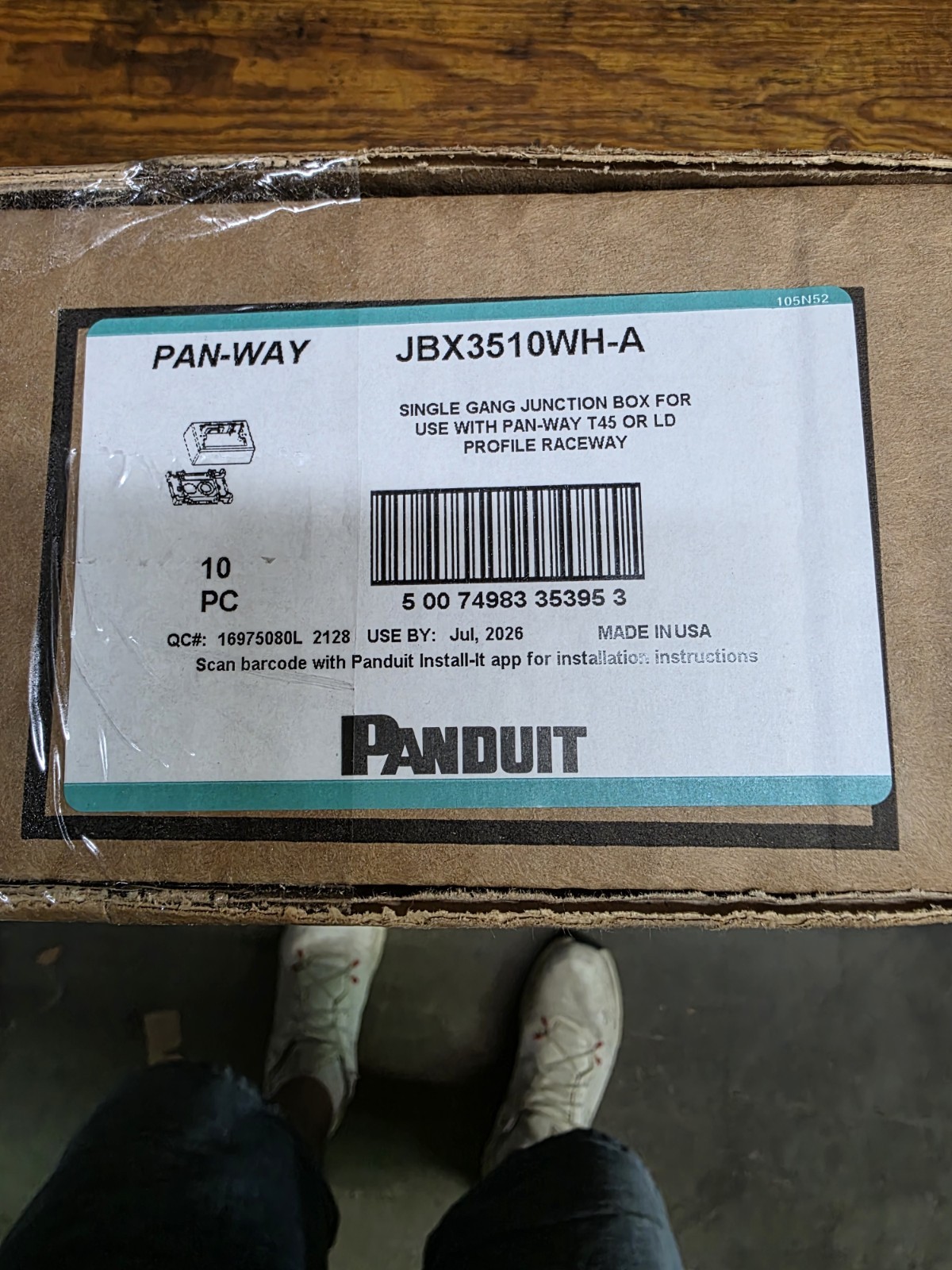 Pantsuit JBX3510WH-A Box Of 10
