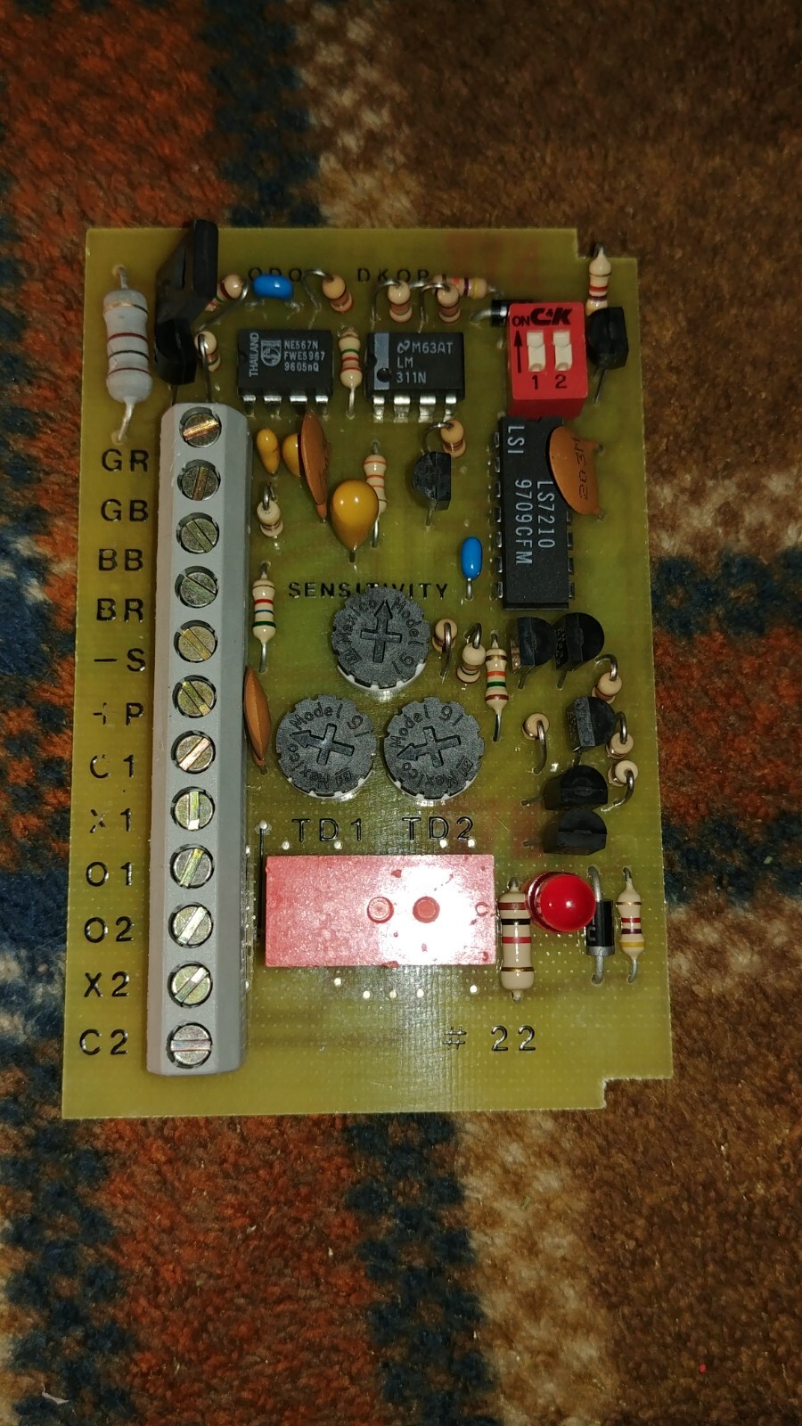 USED BRYANT PHOTO CONTROL BOARD 686C
