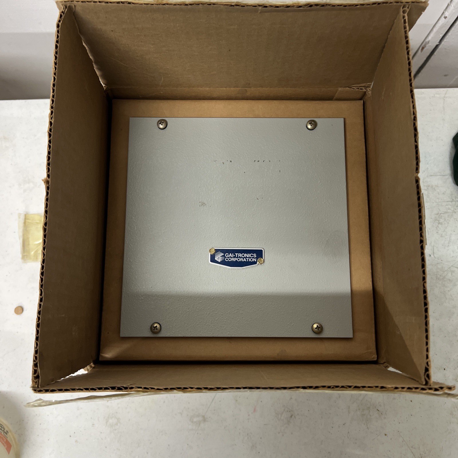 GAI TRONICS 713-101 remote handset speaker amplifier (NEW IN BOX)