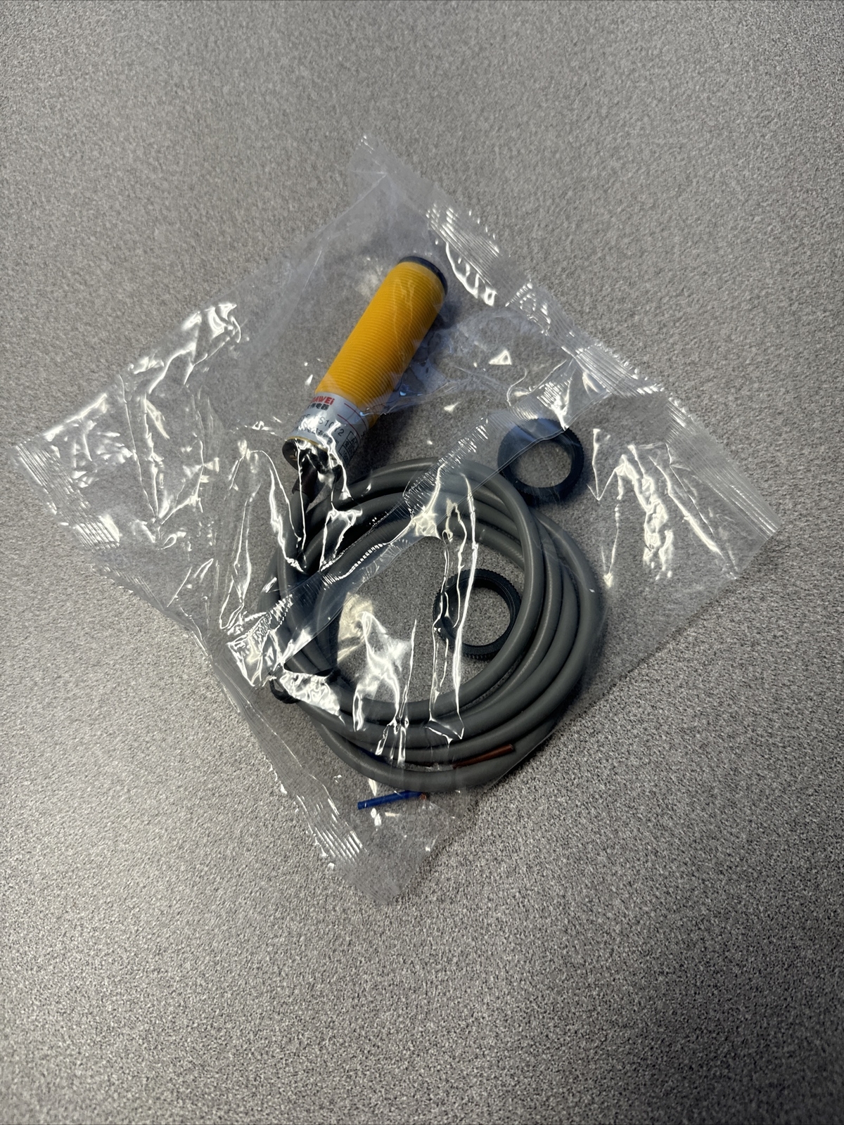 3-16CM 90-250V AC NC E3F-DS10Y2 Photoelectric Switch Proximity Sensor ABS