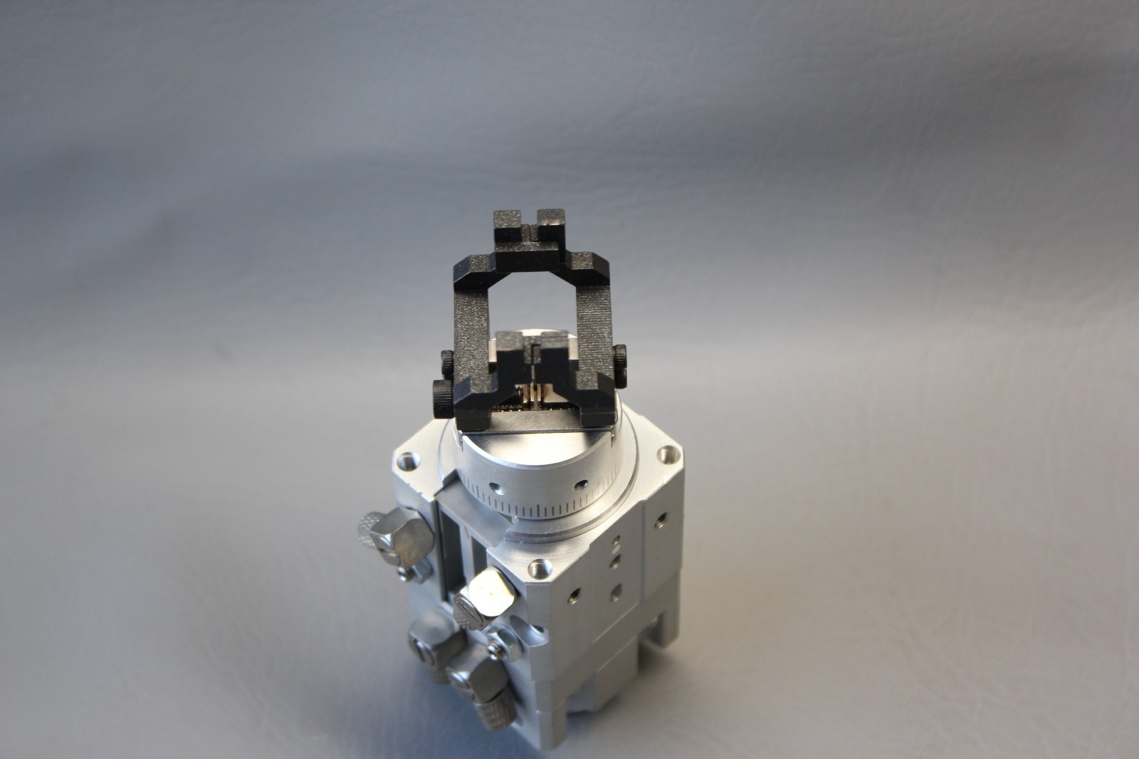 SMC ROTARY AIR GRIPPER MRHQ10D-90S-N