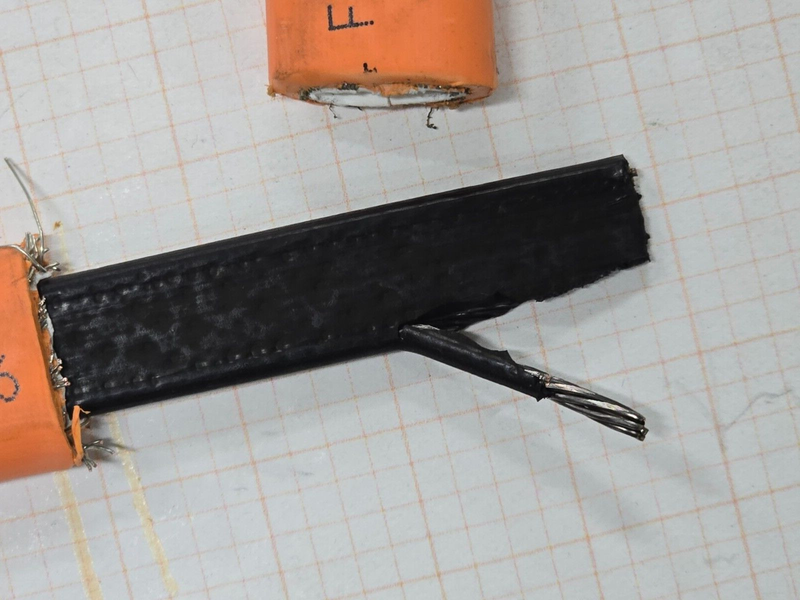 nVent/Raychem EM2-XR ElectroMelt Self-Regulating De-icing Cable 40W/ft 277V /1ft