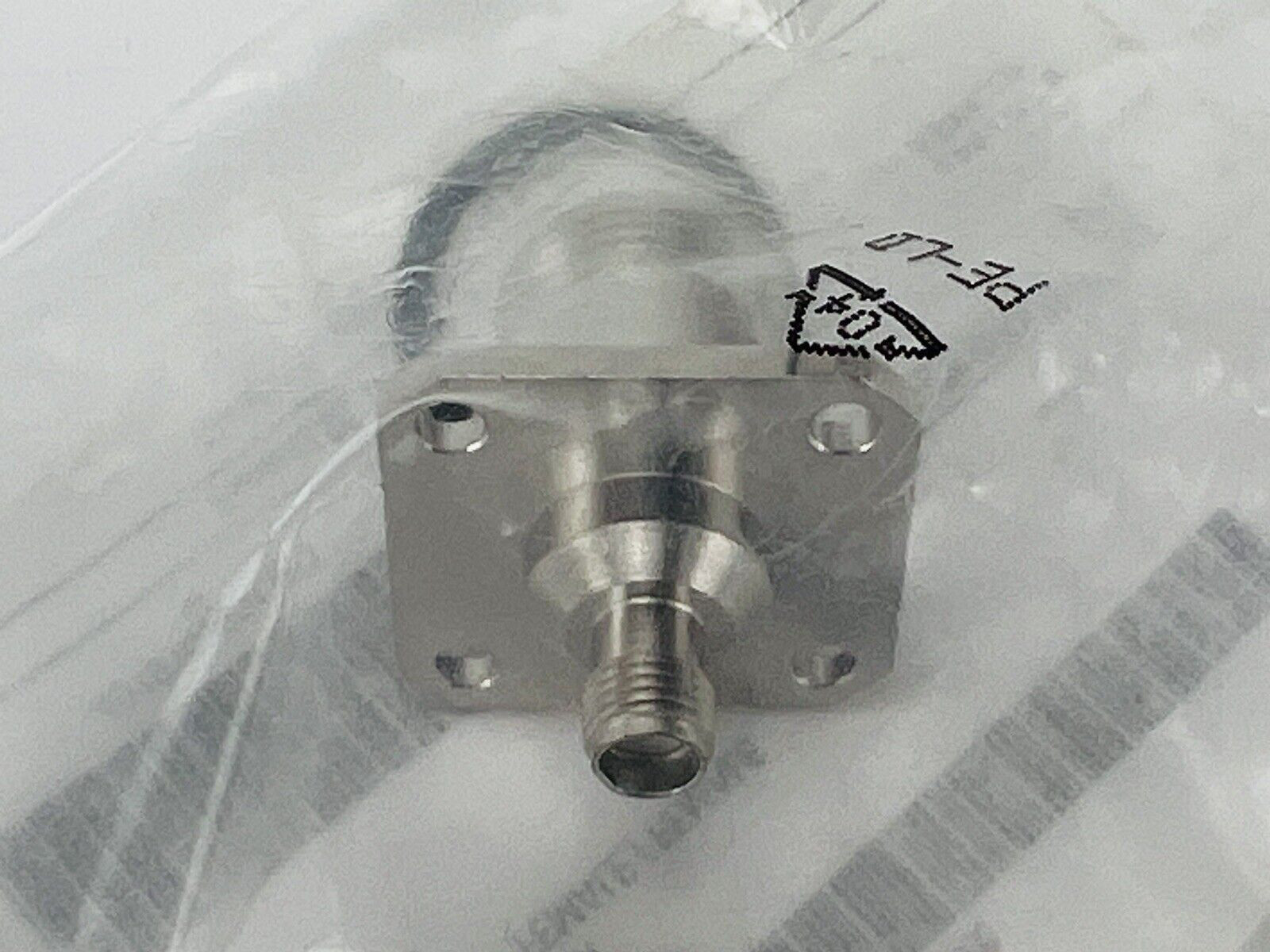 New! Siemens 6GK5798-0PT00-2A SIMATIC NET Accessory Cabling Panel Feedthrough