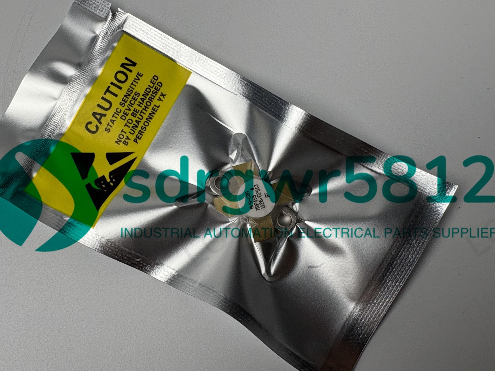 1PCS MRF455 Trans GP BJT NPN 18V 15A 4-Pin Case 211-07