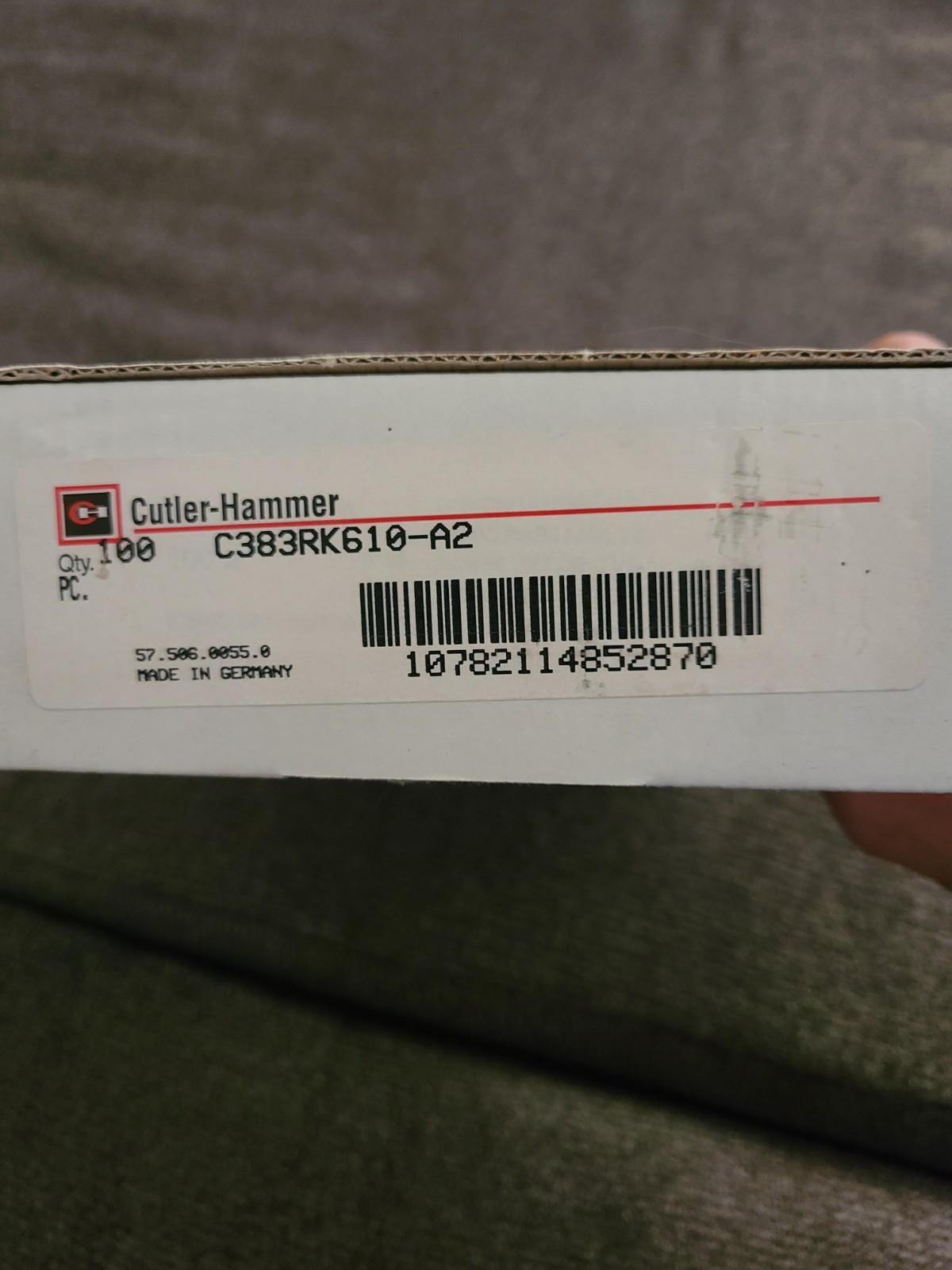 Eaton. Cutler Hammer C383RK610-A2. 8mm 600V 50Amp DIN Rail Connector. J6