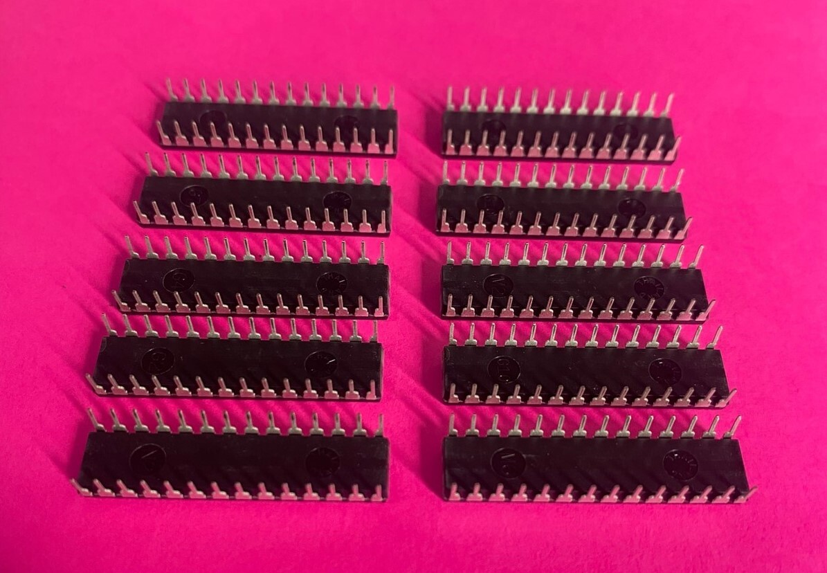 Lot of 10 Microchip PIC16F886-I/SP DIP-28 MCU IC, USA Seller