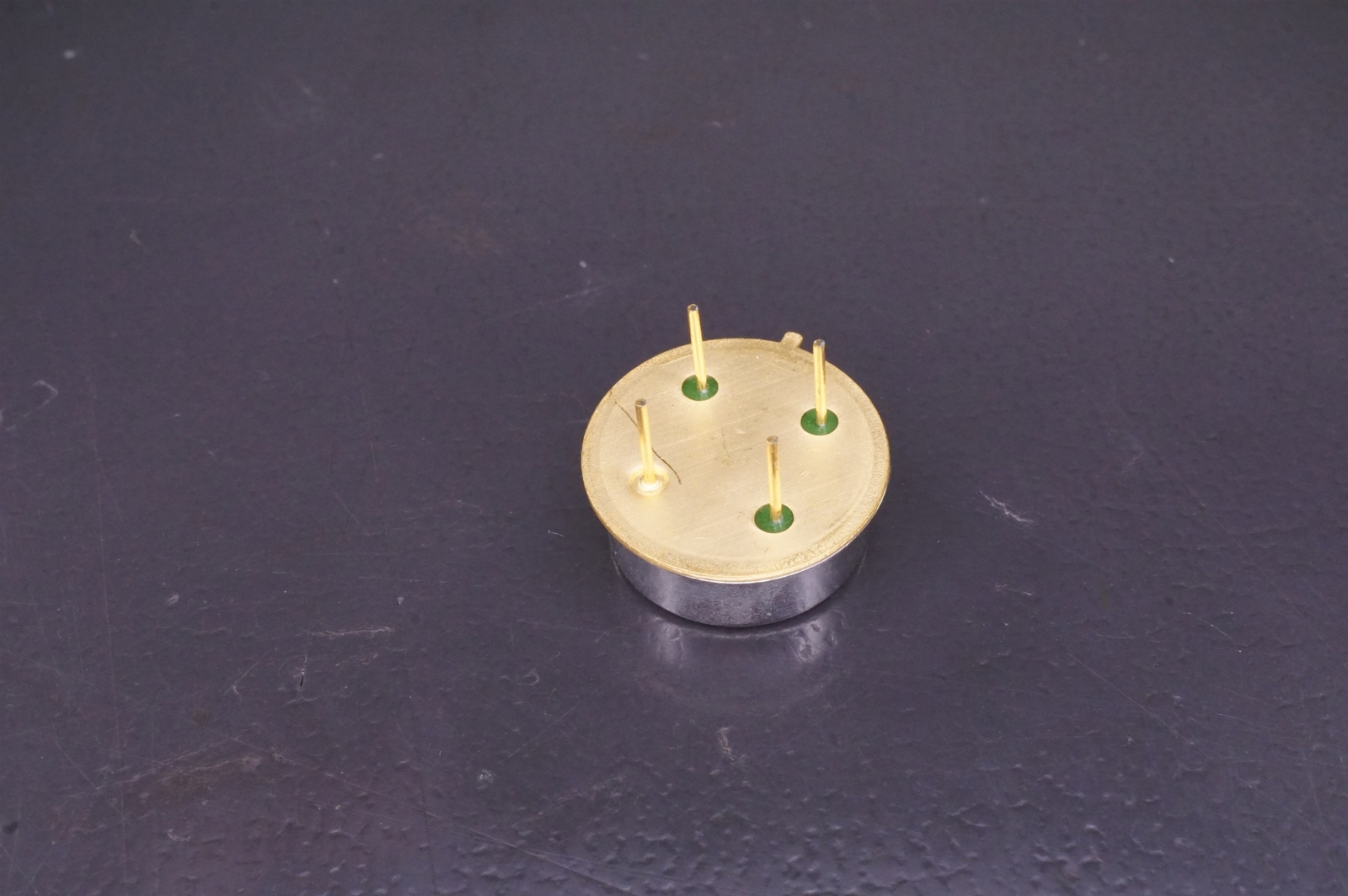 UTO-2025 Teledyne RF Amplifier Single 17V 19dB 100 MHz – 2000 MHz TO-8