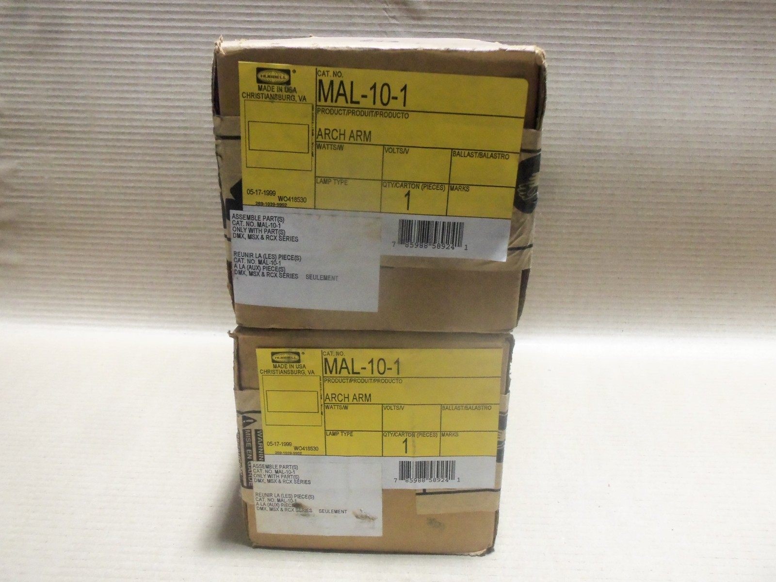 NEW Hubbell MAL-10-1 Lot of 2 Arch Arm Bronze Flat Surface Flood Light AK