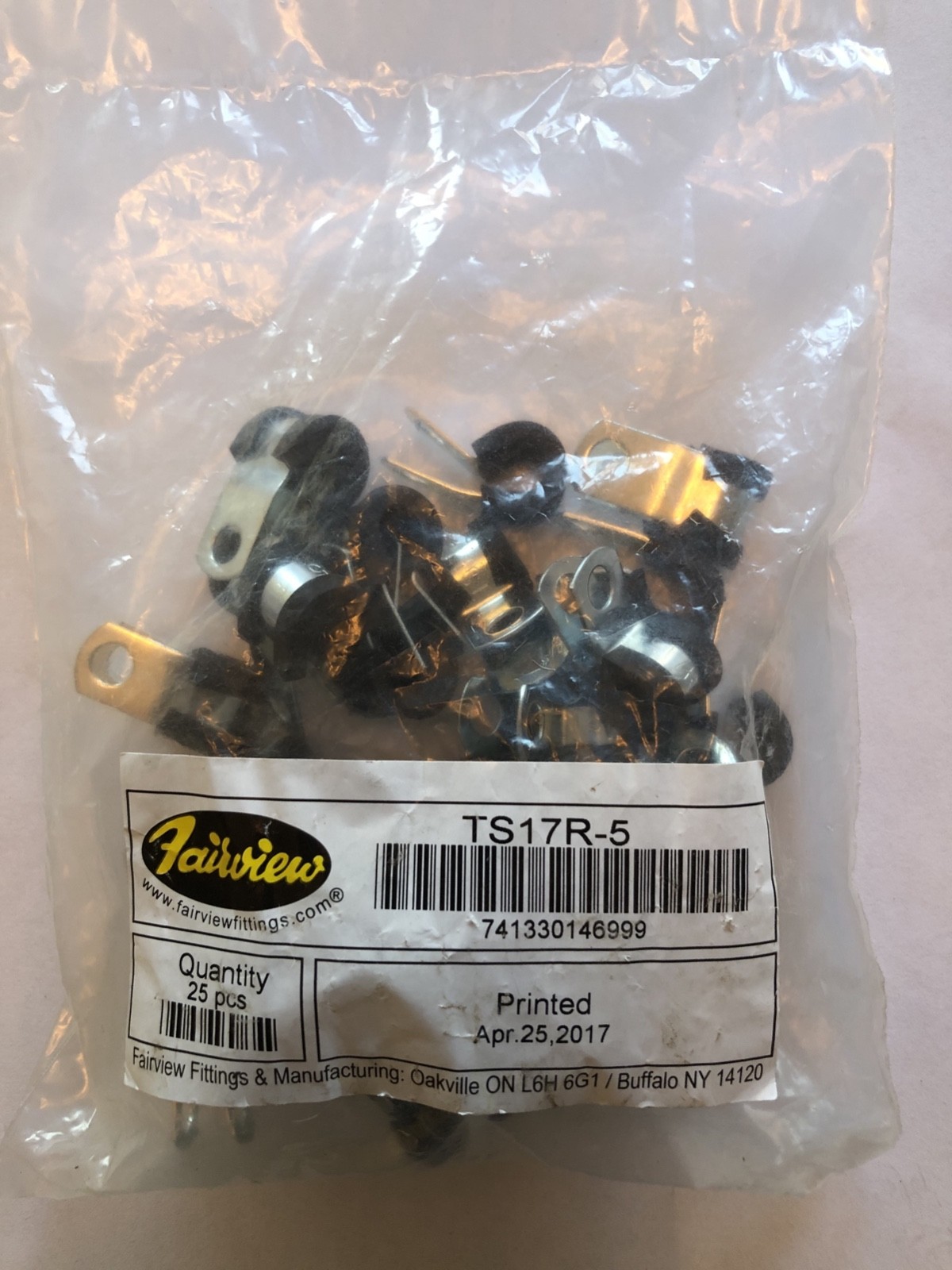 5/16″ OD, Rubber Tube Clamp 1/4″ Hole, Rubber Cushion, Tube Pipe Strap TS17R-5
