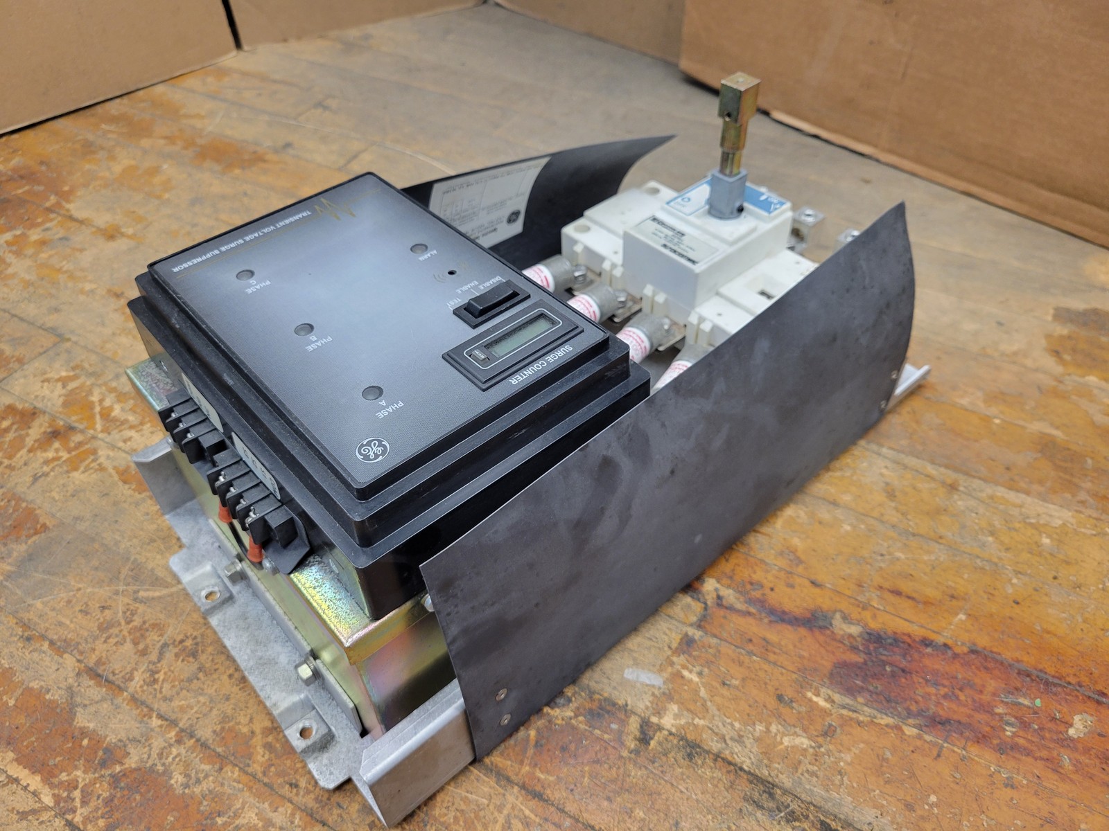 GE General Electric TME120Y065PP Transient Voltage Surge Suppressor TVSS 3PH