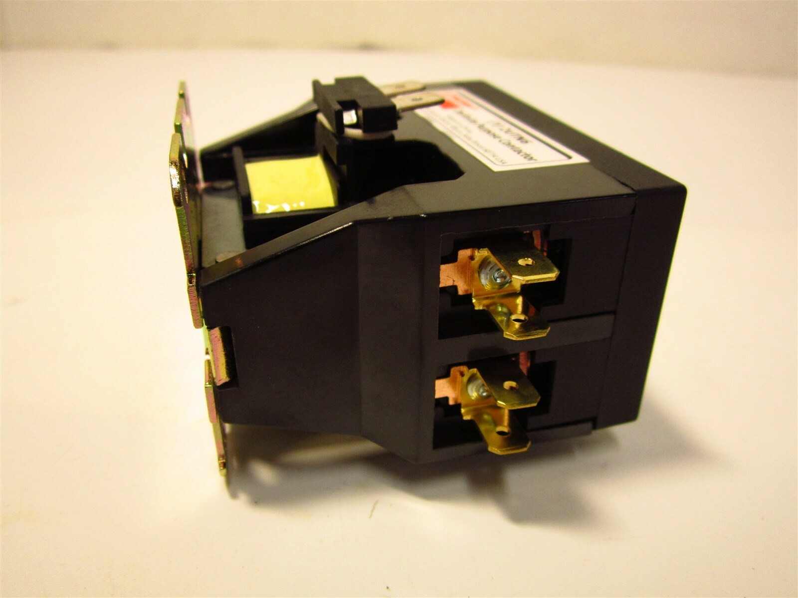 Definite Purpose Open Enclosure Contactor 240VAC, 40 Amps, 2 Poles