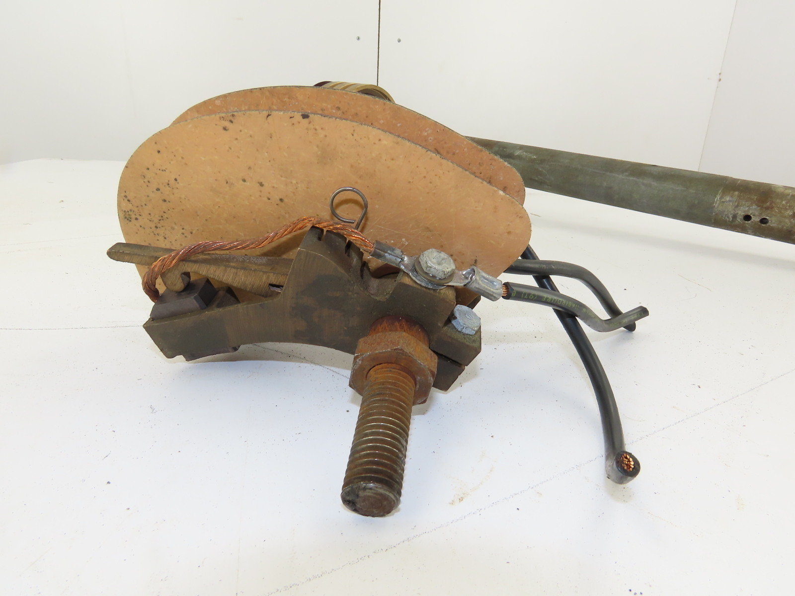Large G&L Slip Ring Carbon Brushes 20HP 460Volt 3phase Electrical Contact 7Pole