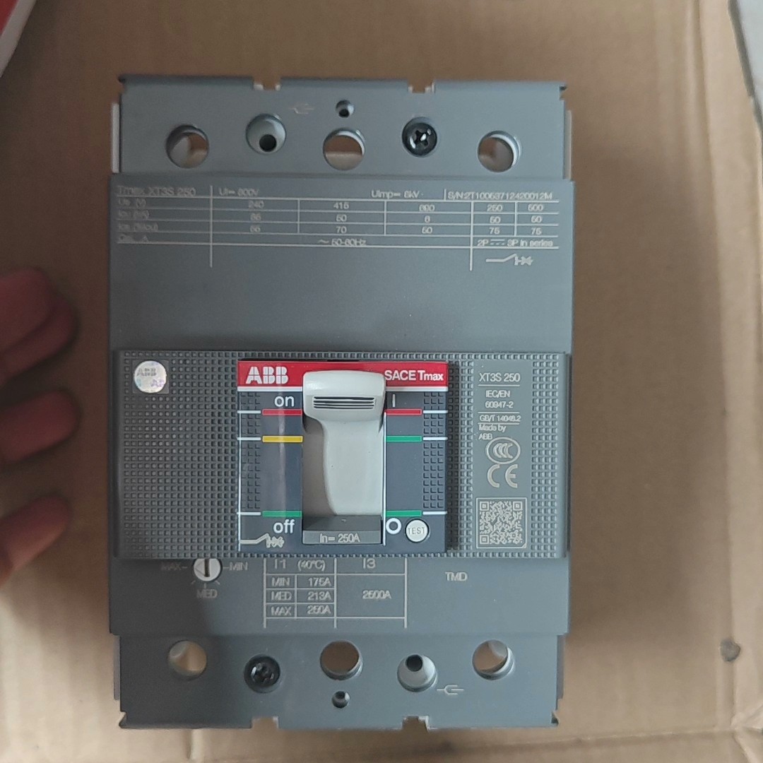 one New ABB XT3S250 TMD250-2500 FF 3P Circuit Breaker