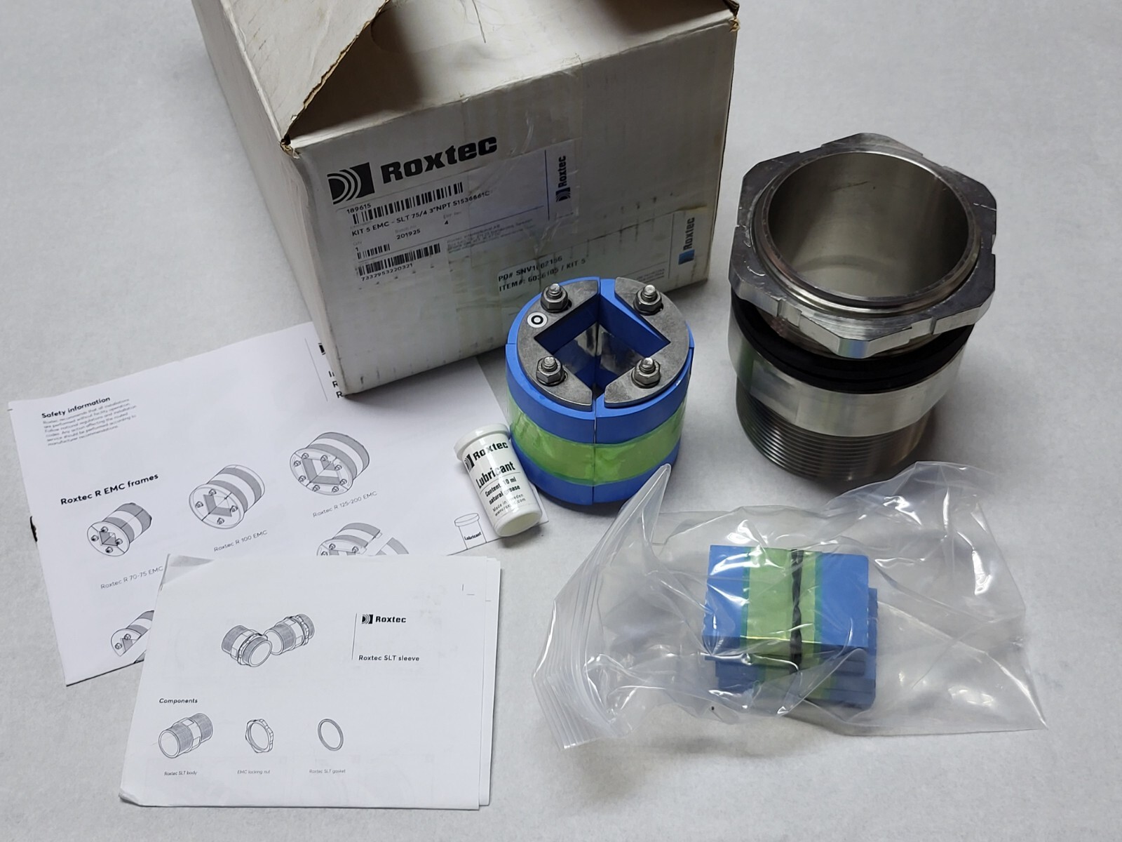 ROXTEC S1536661C (189615) KIT 5 EMC-SLT 75/4 3″ NPT STAINLESS STEEL FITTING NIB