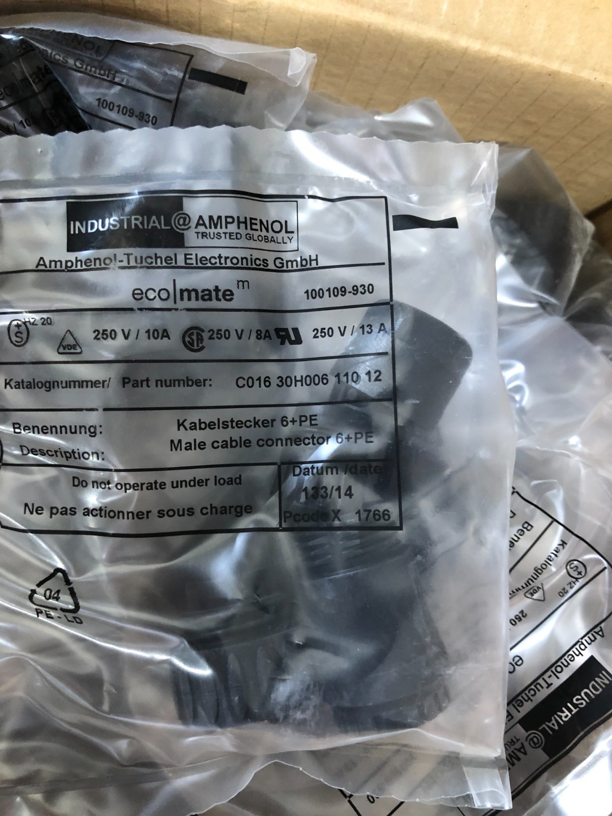 Amphenol Ecomate C01630H00611012 Cable Connector 6 Pin + PE Cable Connector Conn