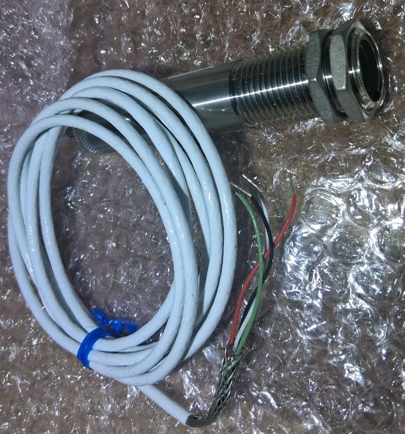 OMEGA ENGINEERING OS136A-1-MV-C, IR Sensor Transmitter New In Box